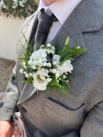 Buttonholes & Corsages